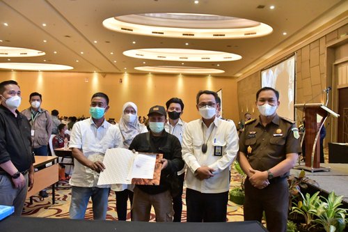 Serah Terima Hasil Pekerjaan Program Percepatan Peningkatan Tata Guna Air (P3-TGAI) Tahap I Tahun Anggaran 2022 Balai Besar Wilayah Sungai Citarum