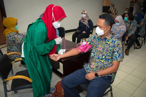 Vaksinasi Covid-19 Tahap Kedua Pegawai Kementerian PUPR di Kota Bandung6.jpeg